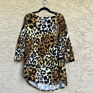 Honeyme Curvy Leopard Blouse